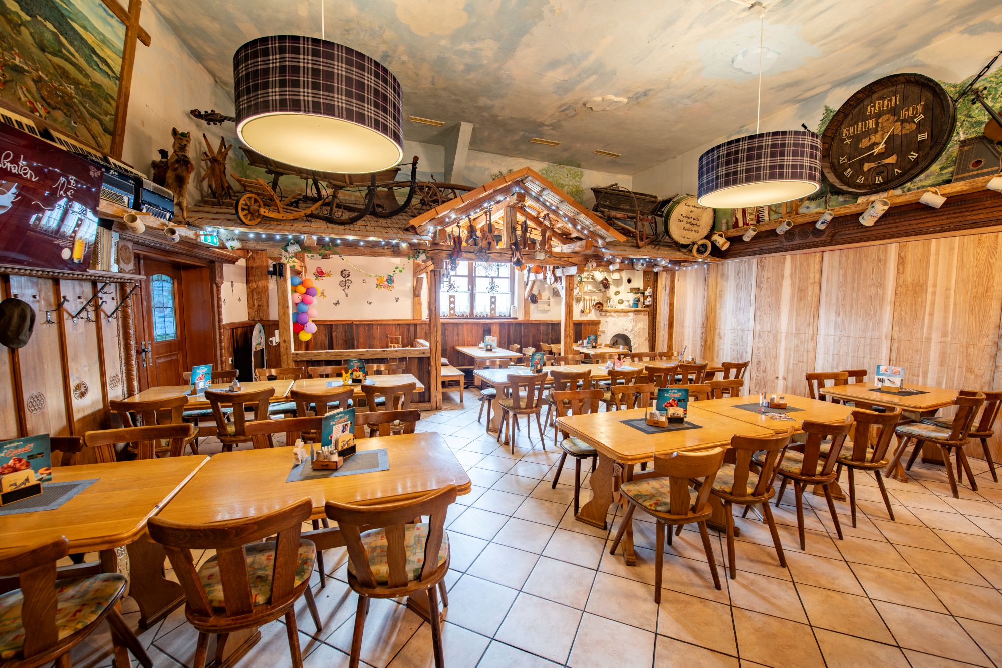 Hahn-Buam-Hof Saal